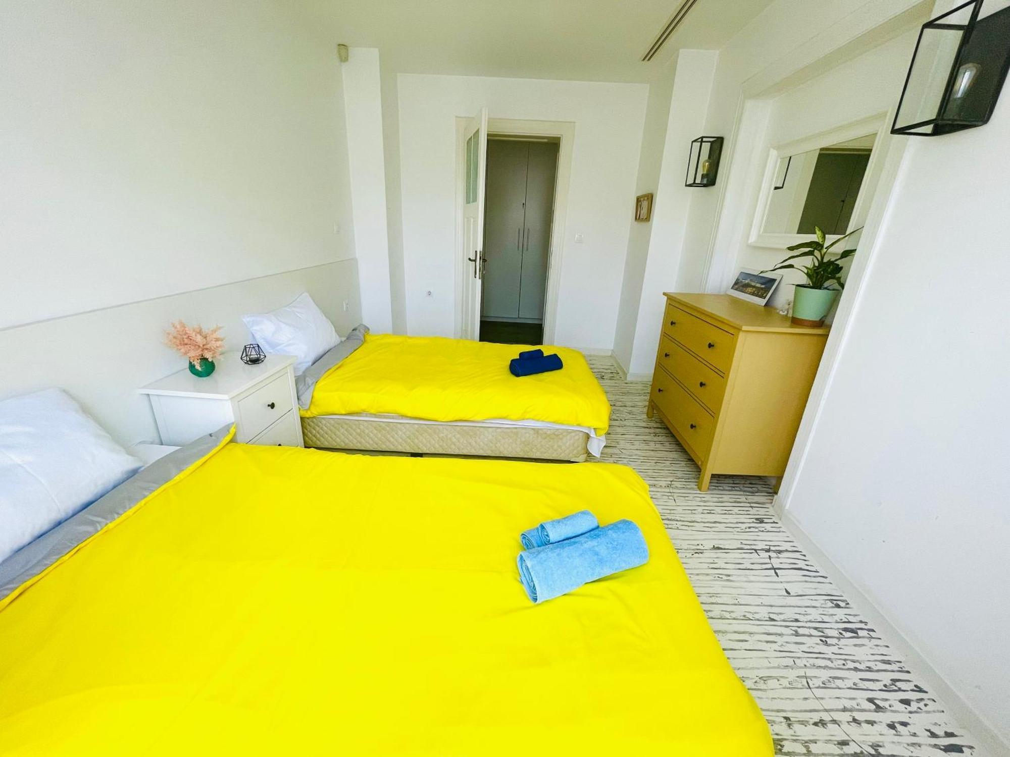Bofo Home Free Parking Spot Sofia Esterno foto