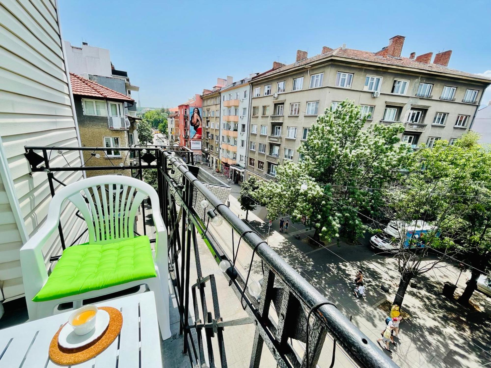 Bofo Home Free Parking Spot Sofia Esterno foto